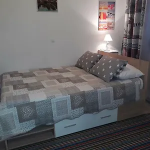  Apartament & No1